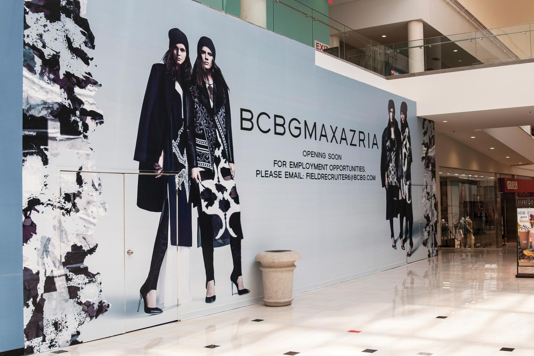 Guiding The Customer Journey With Mall Wall Retail Barricades