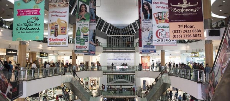 Interior Banners – Brighten Up Halls, Shopping Malls and Offices